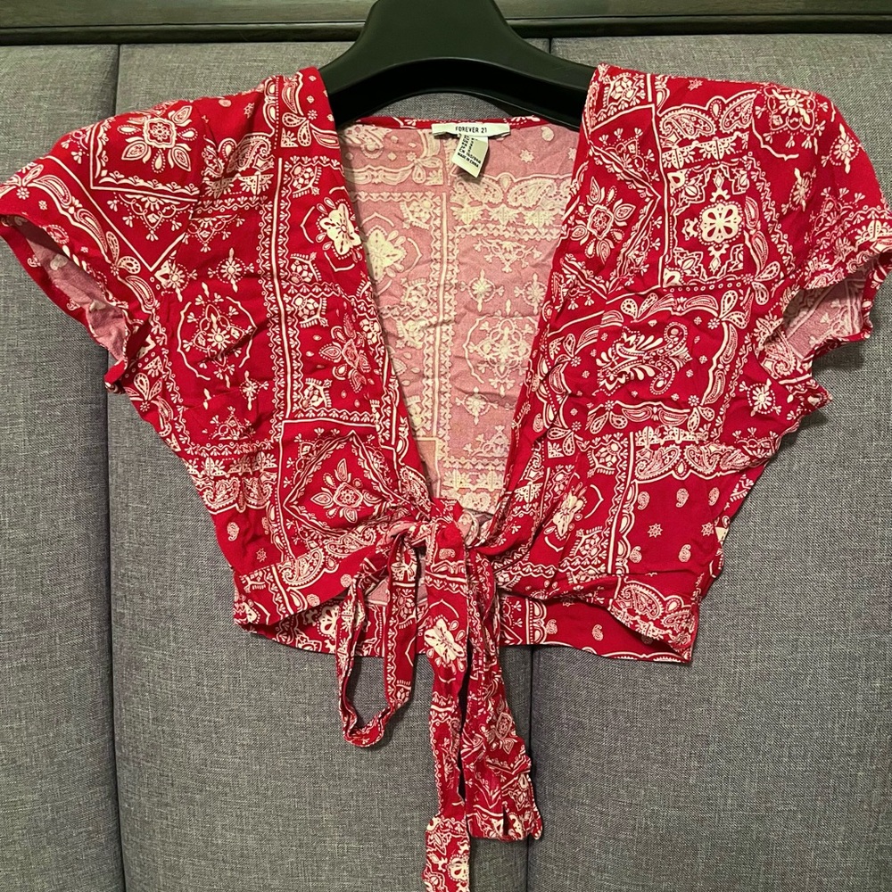 NEVER WORN Paisley Bandana Crop Top